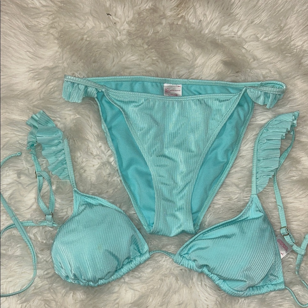Aqua Blue Women's Bikini Set